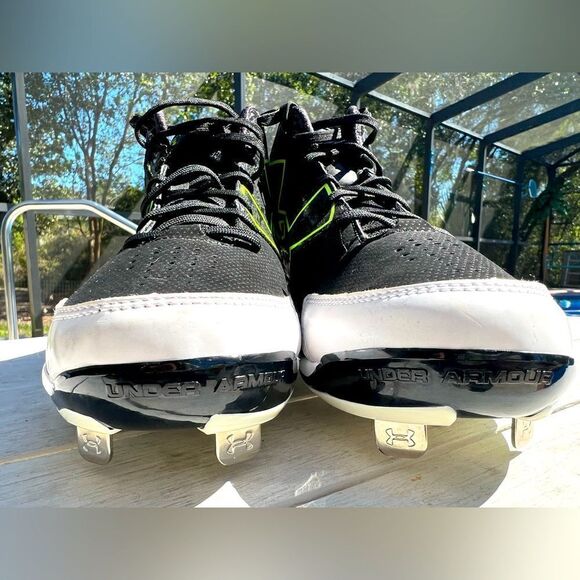 Under Armour Men's Yard MT Baseball Cleats Size 8 - Picture 4 of 8